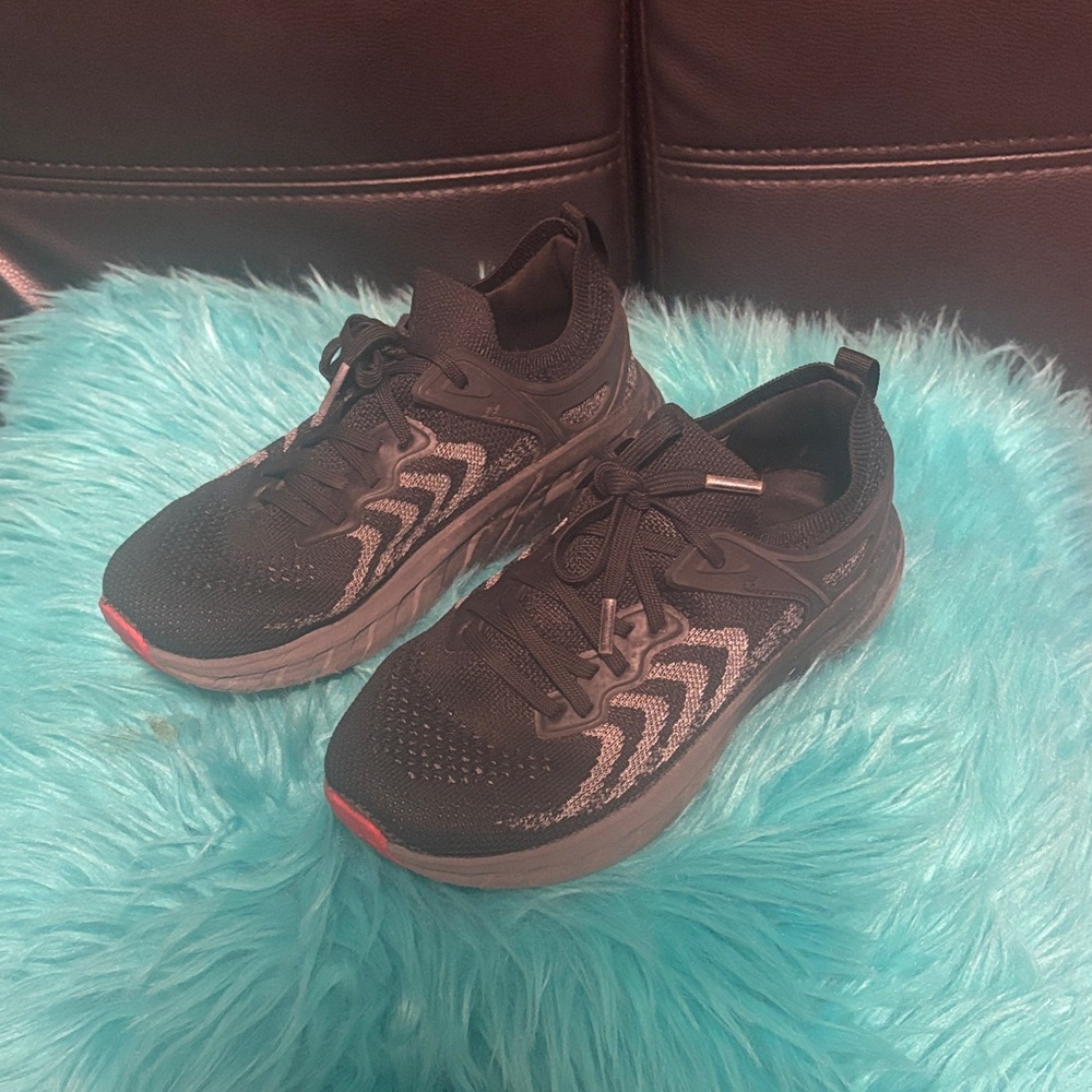 ❤️Black and Gray Kids  Athletic Shoes